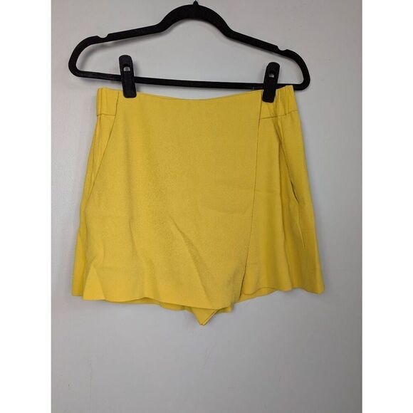 Aritzia Babaton hikaru skort yellow size 12 - Picture 1 of 8